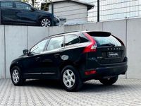 Gebraucht Volvo XC60 Kinetic 241 PS (177 kW) 2012 Schwarz SUV