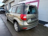 Gebraucht Skoda Yeti 140 PS (102 kW) 2015 Grün SUV