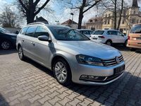 Gebraucht VW Passat 140 PS (102 kW) 2011 Reflexsilber Kombi