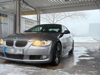 Gebraucht BMW 330 231 PS (169 kW) 2009 Grau Coupé
