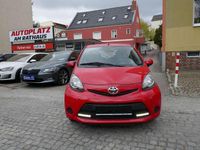 Gebraucht Toyota Aygo Cool 68 PS (50 kW) 2014 Rot Kleinwagen