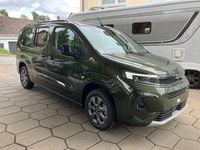 Neu Opel Combo Life XL Elegance 131 PS (96 kW) 2026 Grün Van / Kleinbus