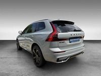 Neu Volvo XC60 Plus 250 PS (183 kW) 2026 Grau SUV
