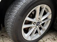 Gebraucht Ford C-MAX 101 PS (74 kW) 2019 Weiß Van / Kleinbus