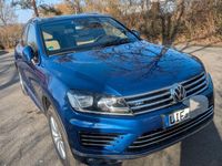 Gebraucht VW Touareg Exclusive 262 PS (192 kW) 2016 Blau SUV