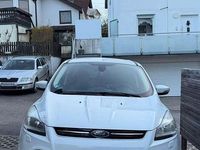 Gebraucht Ford Kuga Titanium 140 PS (102 kW) 2014 Weiß SUV