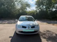 Gebraucht Renault Mégane 111 PS (81 kW) 2008 Silber Limousine