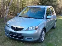 Usata Mazda 2 80 CV (58 kW) 2004 Blu Utilitaria