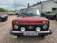 Gebraucht Lada Taiga 83 PS (61 kW) 2017 Rot SUV