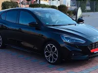 Używany Ford Focus ST-Line 125 KM (91 kW) 2018 Czarny Sedan/Limuzyna