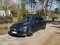 Gebraucht Mercedes B200 163 PS (119 kW) 2019 Blau Van / Kleinbus