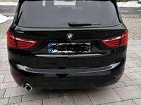 Gebraucht BMW 216 116 PS (85 kW) 2018 Schwarz Van / Kleinbus