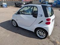Gebraucht Smart ForTwo Coupé 55 kW (75 PS) 2013 Weiß Coupé