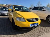 Gebraucht VW Fox Basis 75 PS (55 kW) 2005 Gelb Kleinwagen