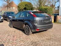 Gebraucht Ford Focus 101 PS (74 kW) 2007 Grau Limousine