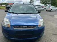 Gebraucht Ford Fiesta 78 PS (57 kW) 2007 Blau Kleinwagen