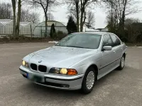 Gebraucht BMW 525 143 PS (105 kW) 1999 Silber Limousine