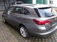 Gebraucht Opel Astra Dynamic 136 PS (100 kW) 2018 Grau Kombi