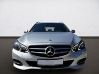 Gebraucht Mercedes E220 Avantgarde 170 PS (125 kW) 2015 Silber Limousine