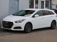 Gebraucht Hyundai i40 Premium 141 PS (103 kW) 2017 Weiß Kombi