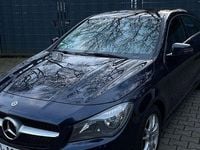 Gebraucht Mercedes CLA180 109 PS (80 kW) 2017 Blau Limousine
