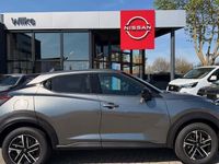 Neu Nissan Juke N-Connecta 143 PS (105 kW) 2025 Grau SUV