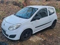 Second-hand Renault Twingo 58 CP (42 kW) 2009 Alb Hatchback