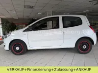 Używany Renault Twingo Expression 75 KM (55 kW) 2012 Biały Hatchback