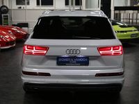 Gebraucht Audi SQ7 Sport 435 PS (319 kW) 2017 Gletscherweiß metallic SUV