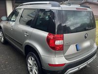 Gebraucht Skoda Yeti 122 PS (89 kW) 2014 Beige SUV