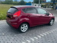 Gebraucht Ford Fiesta 82 PS (60 kW) 2011 Rot Limousine