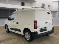 Gebraucht Opel Combo Edition 131 PS (96 kW) 2020 Weiß Van / Kleinbus