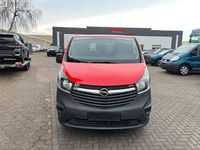 Gebraucht Opel Vivaro 90 PS (66 kW) 2016 Rot Van / Kleinbus