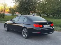 Gebraucht BMW 320 Sport Line 184 PS (135 kW) 2012 Black sapphire Limousine