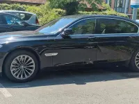Gebraucht BMW 750 407 PS (299 kW) 2011 Schwarz Limousine