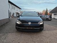 Gebraucht VW Golf VII Comfortline 116 PS (85 kW) 2019 Schwarz Kombi