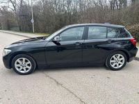 Gebraucht BMW 120 184 PS (135 kW) 2011 Schwarz Kleinwagen