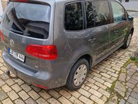Gebraucht VW Touran Match 105 PS (77 kW) 2012 Grau Van / Kleinbus