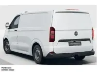 Neu VW T7 150 PS (110 kW) 2026 Weiß (clear white) Van