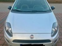 Gebraucht Fiat Punto 86 PS (63 kW) 2012 Silber Kleinwagen