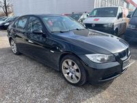 Gebraucht BMW 318 143 PS (105 kW) 2008 Schwarz Limousine