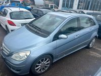 Gebraucht Mercedes B200 75 PS (55 kW) 2005 Blau Van / Kleinbus