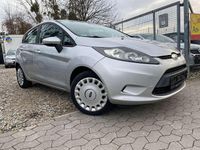 Gebraucht Ford Fiesta Trend 82 PS (60 kW) 2009 Polarsilber metallic Kleinwagen