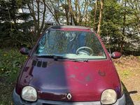 Second-hand Renault Twingo 58 CP (42 kW) 2002 Roșu Hatchback