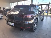 Gebraucht Porsche Macan Turbo 400 PS (294 kW) 2017 Mahagonimetallic SUV