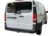 Gebraucht Mercedes e-Vito 85 kW (116 PS) 2024 Arktikweiß Van / Kleinbus
