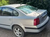 Gebraucht VW Passat Basis 125 PS (91 kW) 1997 Silber Limousine