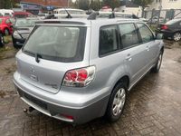 gebraucht Mitsubishi Outlander 2.0 Comfort*Gepflegter Zustand*AHK