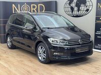 Gebraucht VW Touran 150 PS (110 kW) 2023 Schwarz Van / Kleinbus