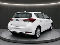 Gebraucht Toyota Auris 116 PS (85 kW) 2018 Weiß Limousine